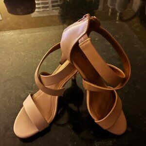 STYLE & COMPANY Womens Beige Crisscross Strap Sandals Cushioned-NEW - 6.5